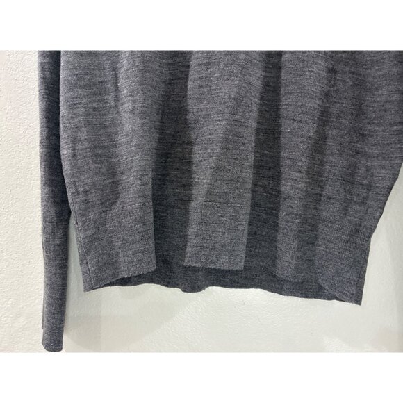 Lands' End gray v-neck sweater Womens Merino Wool size large Academia simple - Picture 7 of 7